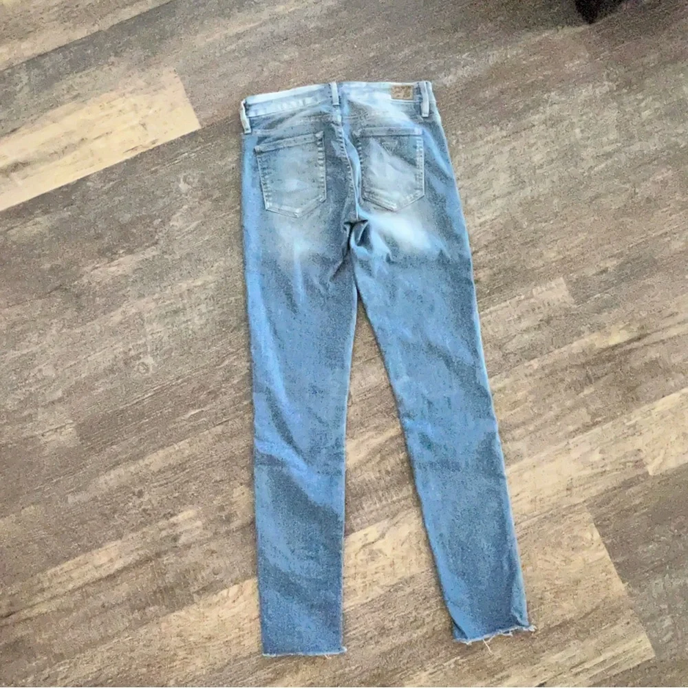 GUESS Curvy Sophia Skinny Jeans - Picture 6 of 9